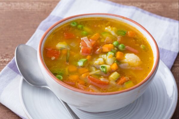 Vegetable Soup with (2p pão)